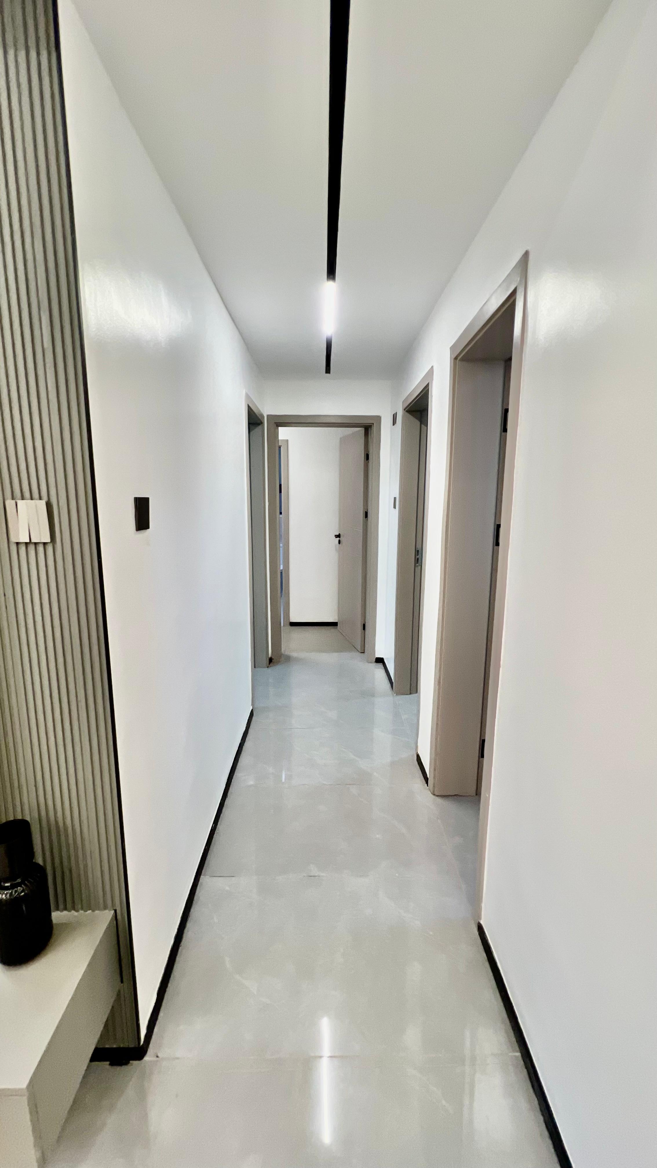 Mango Apartments