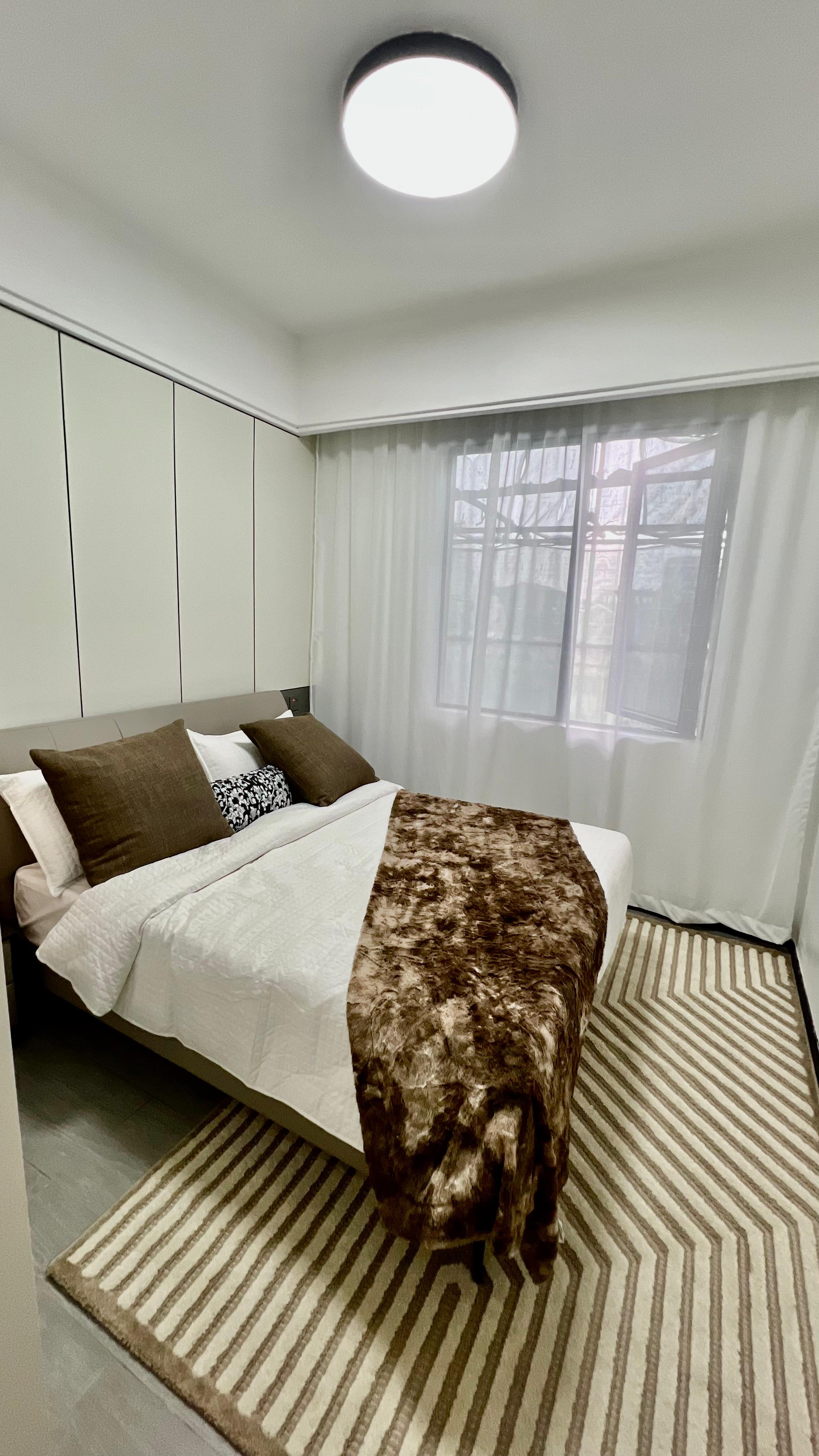 Mango Apartments