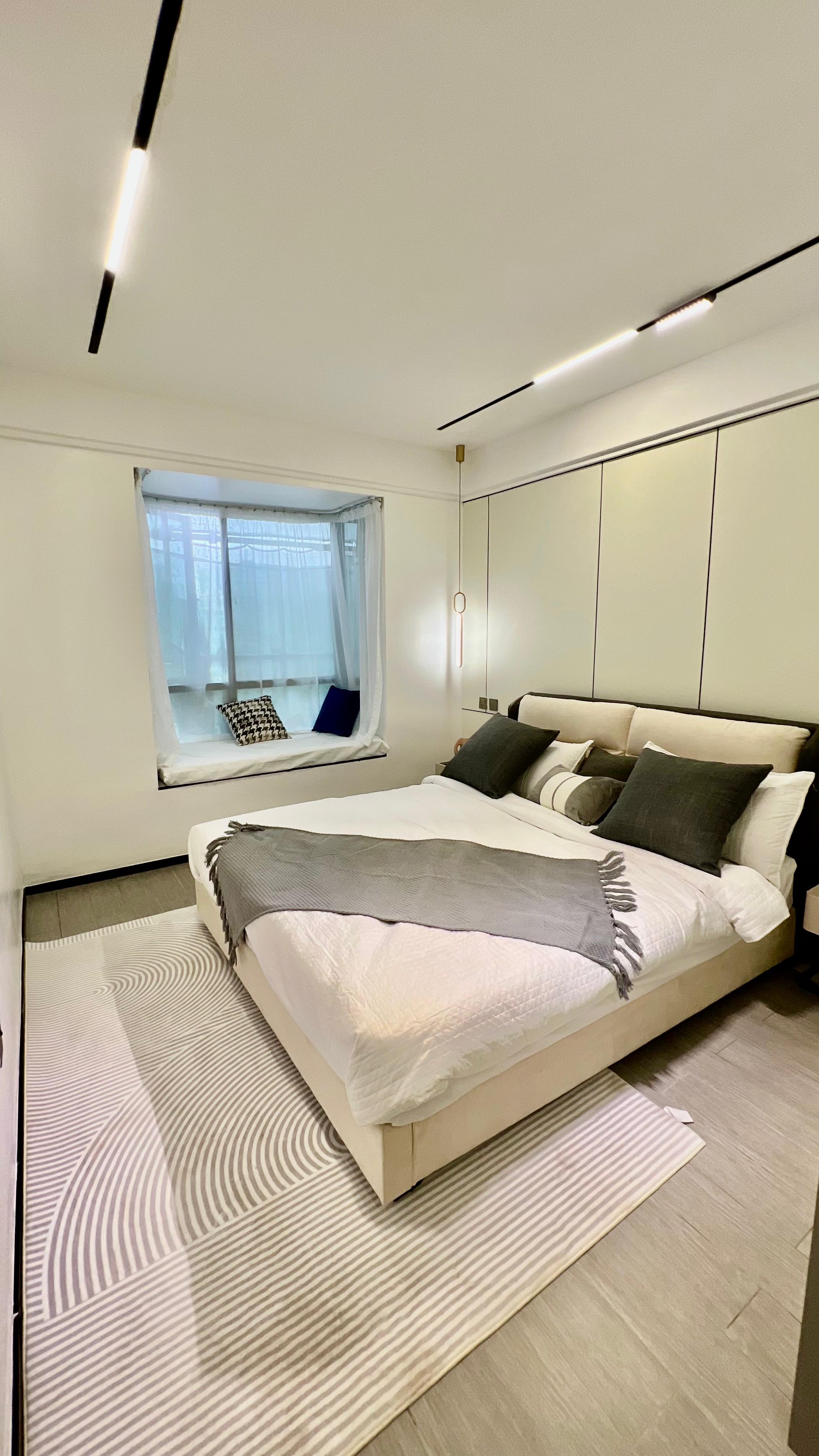 Mango Apartments